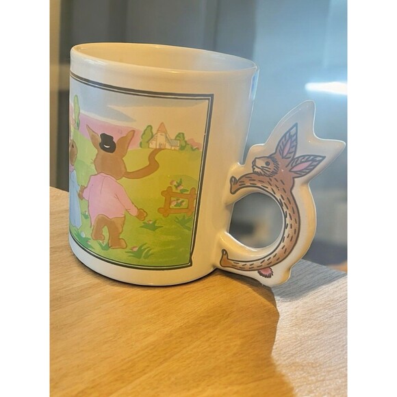 Vintage Peter Rabbit Cottontail Easter Bunny Coffee Tea Mug Cup Bunny Handle - Picture 3 of 6